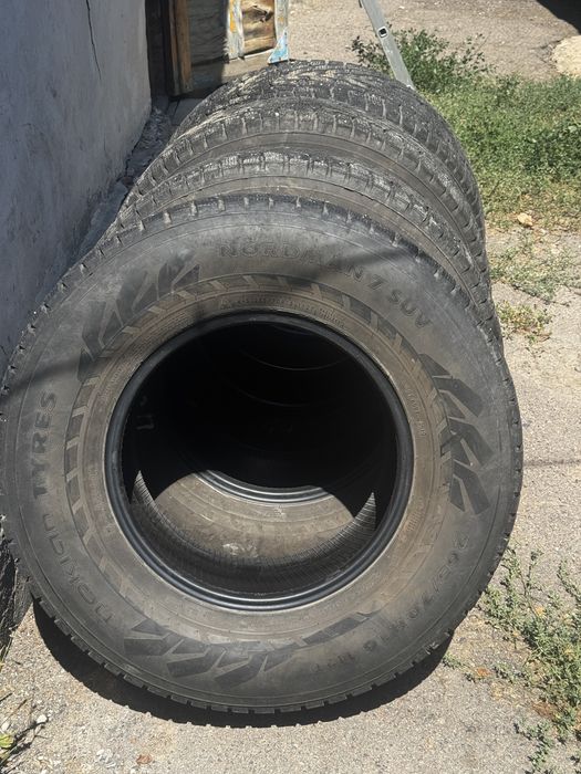Зимняя резина 265/70/16
