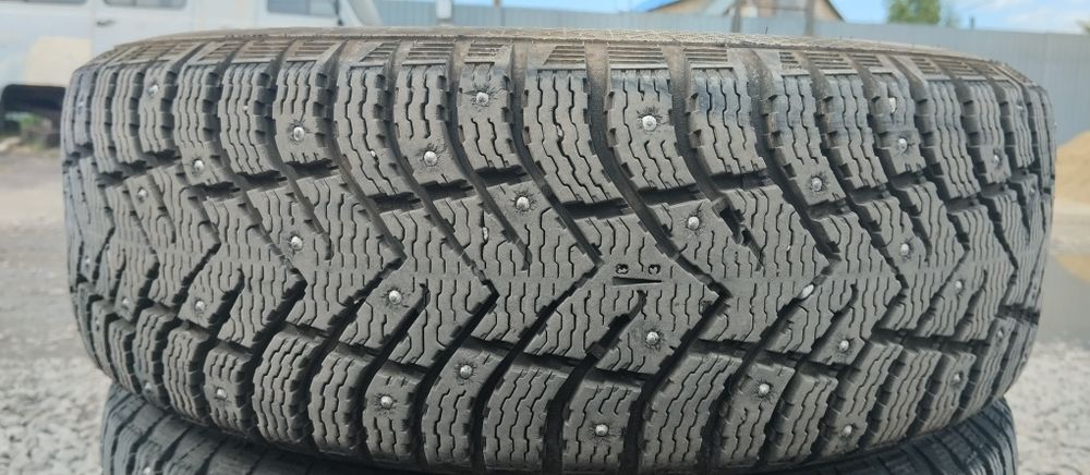 Продам шины  205/60/16