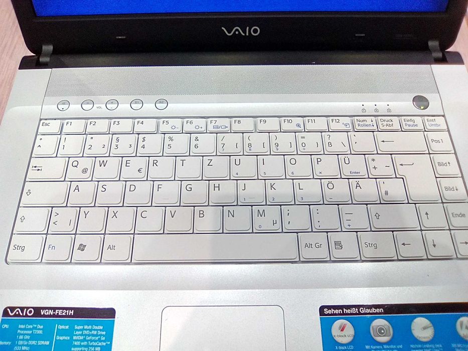 SONI VAIO VGN-FE21H. Model: PCG-7N1M - 2 процесора
