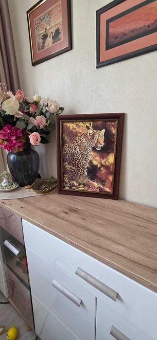 Картини интериорни