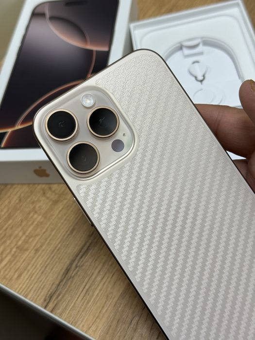  iPhone 16pro max 5G 256gb HX/A EAC desert titanium в нулёвом сост.