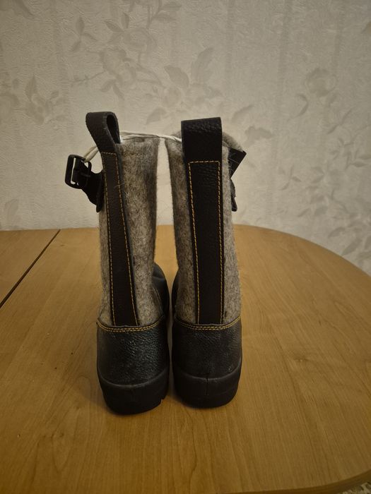 продам спец ботинка