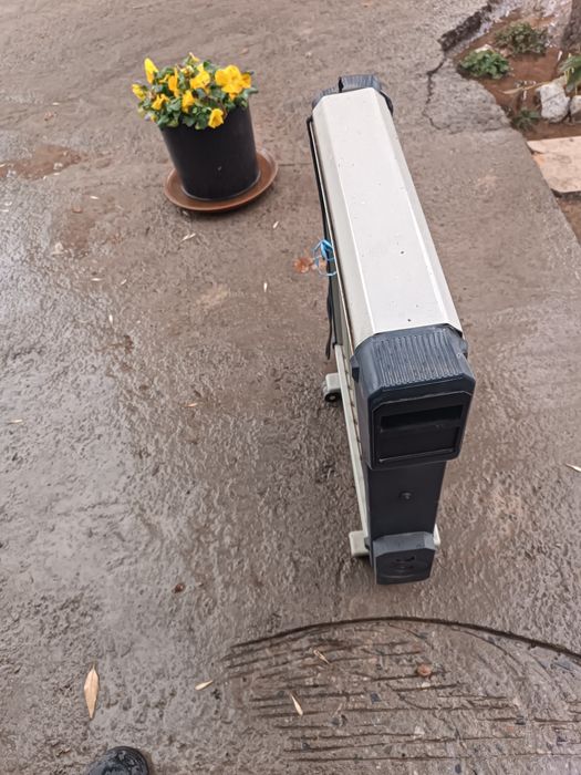 Продается обогреватель масляный