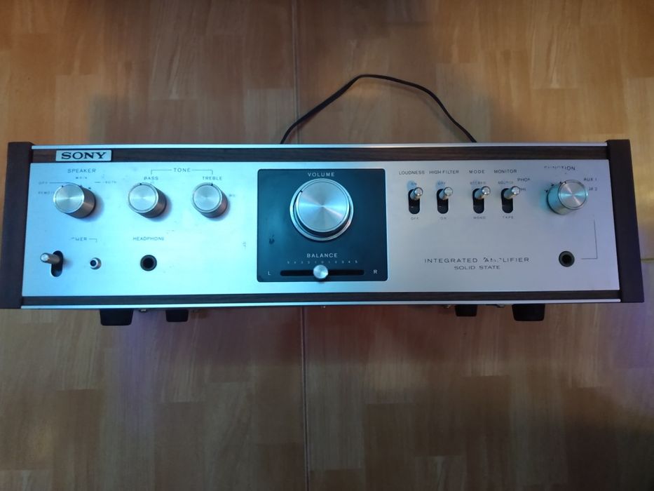 Amplificator stereo vintage Sony TA-1010, 58 W, made in Japonia