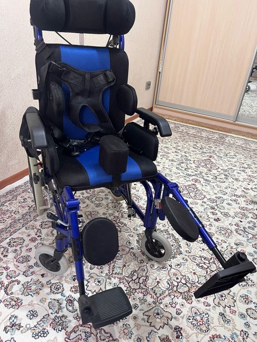 Срочно продам коляска для детей инвалидов