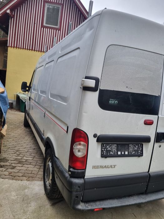Se vinde Renault Master 2,5  100cp   390000km sau schimb cu tractor
