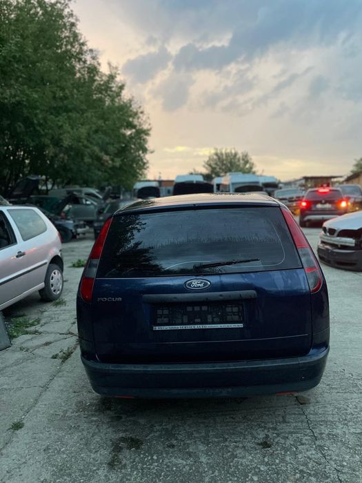 Piese Auto din Dezmembrari Ford Focus 2 1.6 benzină 2006