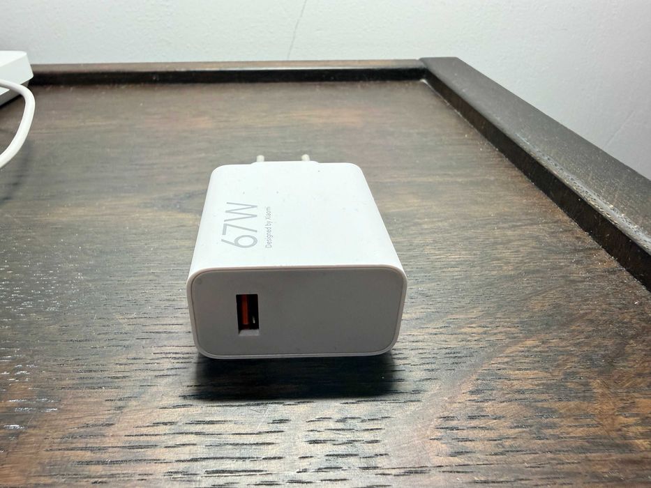Оригинално зарядно Xiaomi 67W