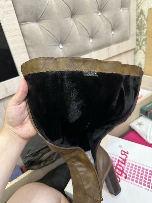 Кожанные сапоги Vicont хаки.Малайзия