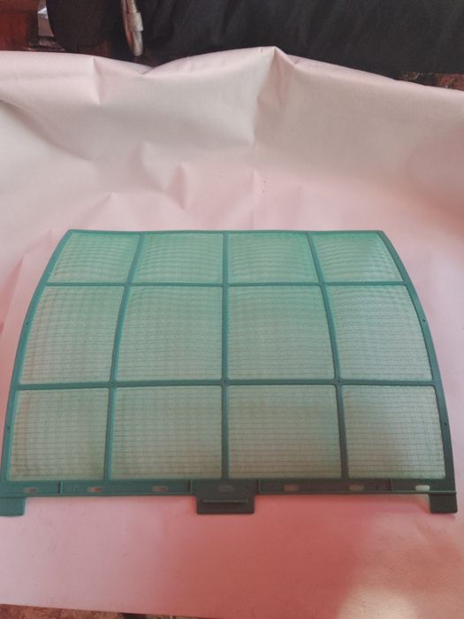 Продавам филтри за климатик.