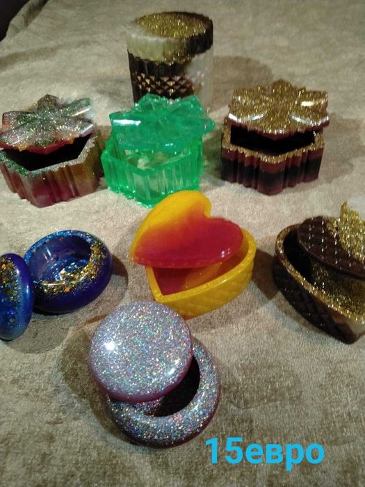 Ръчно Изработени  часовници от епоксидна смола