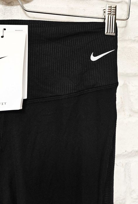 NIKE Оригинален дамски клин за фитнес / тичане / Йога размер S  НОВО