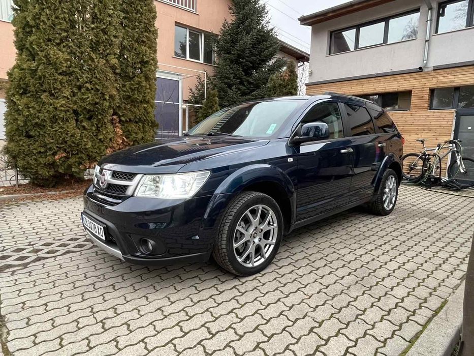 Fiat Freemont 2.0 Multijet 170к.с 7местен КОЖЕН салон Автоматик 4х4