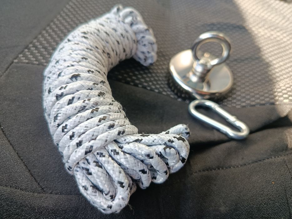 Поисковый магнит