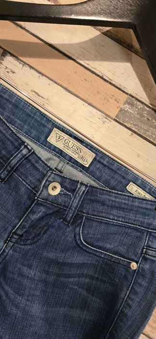 Guess S-дамски дънки (А-140)