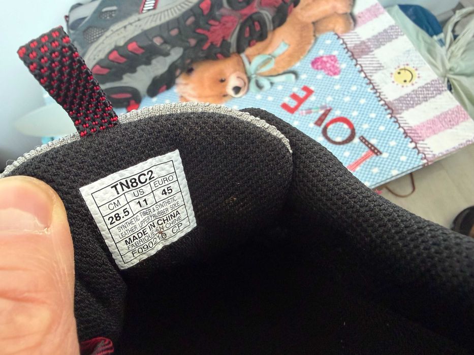 ASICS Gel-Trabuco 11''оригинални маратонки 44.5 номер