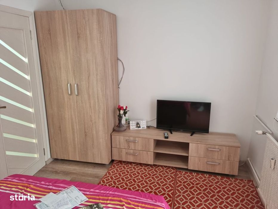 Garsoniera semidecomandata, etaj 1/4,Podul Electro, zona Lapus.