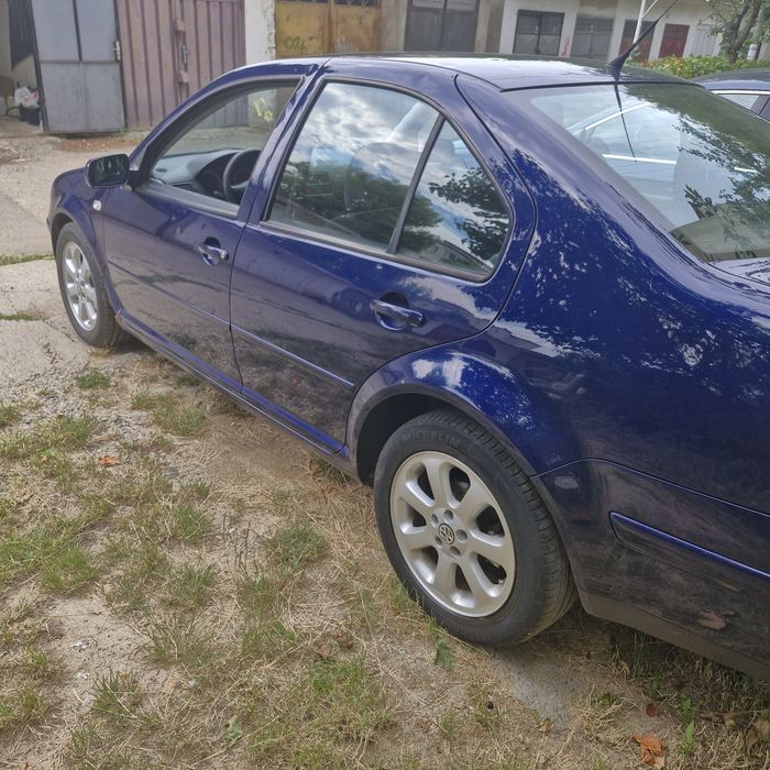 VOLKSWAGEN Bora 2000 — imagine 2