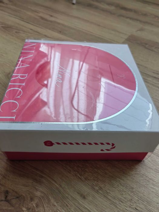 Nina Ricci нов комплект