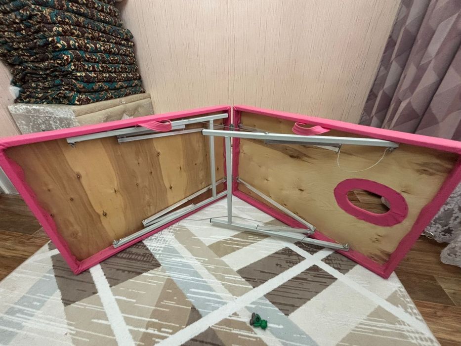 Продам массажную кушетку