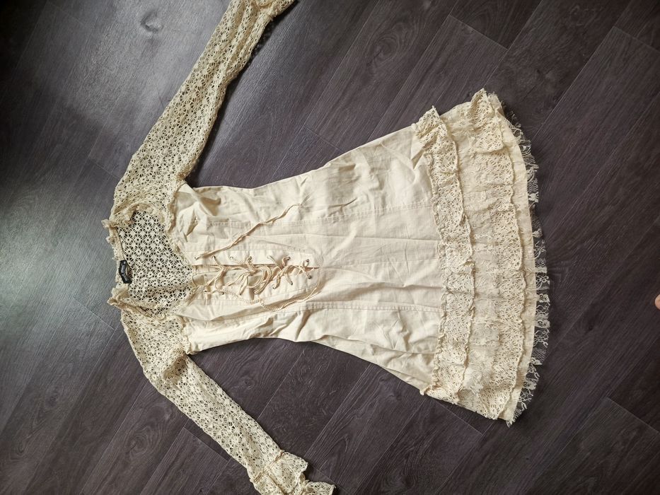 Кружевное платье