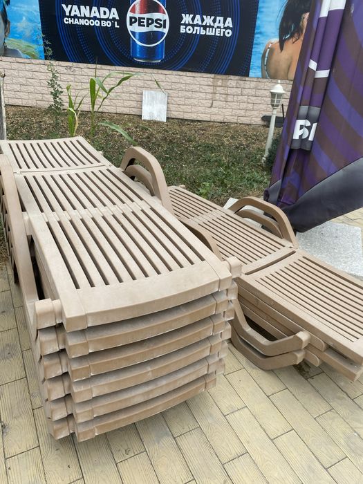 Лежаки для бассейна оптом