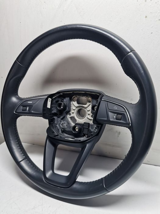 Volan sport Audi A4 B9 A5 Q5 îmbracat în piele cu comenzi
