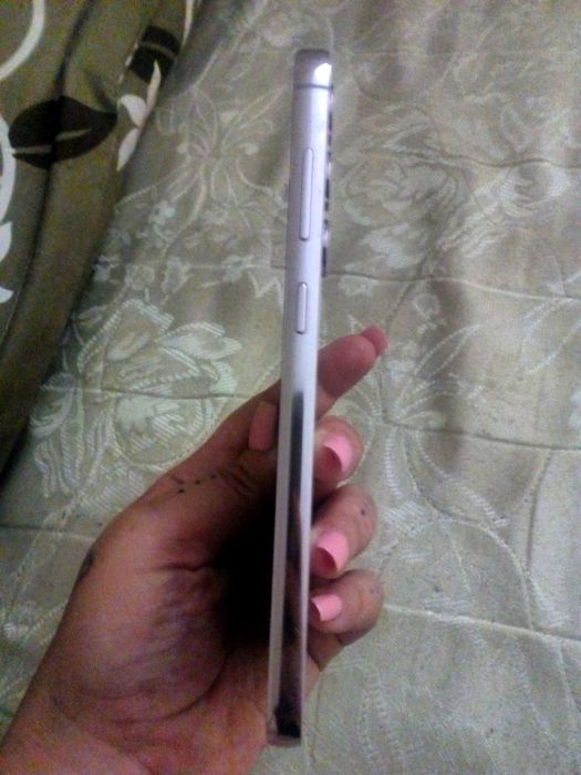 Самсунг s23+ телефон