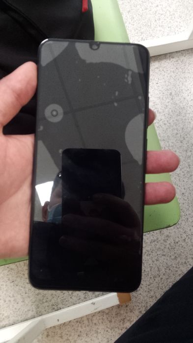 Продаю сем телефон и онда чисы