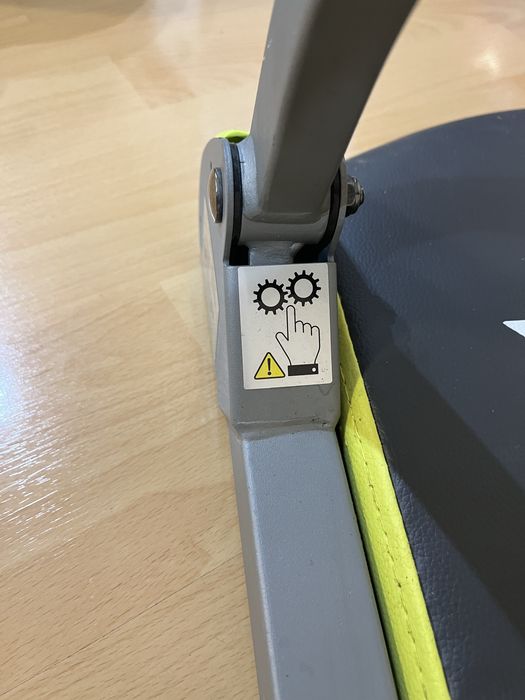 Универсален комбиниран фитнес уред