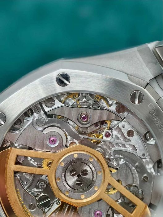 audemars piguet royal oak нов модел / отворен гръб