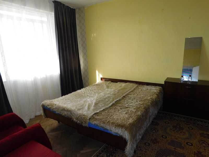 Продава се Двустаен апартамент в Търговище, Център - 60 кв.м за 2 €/кв.м - Снимка #6