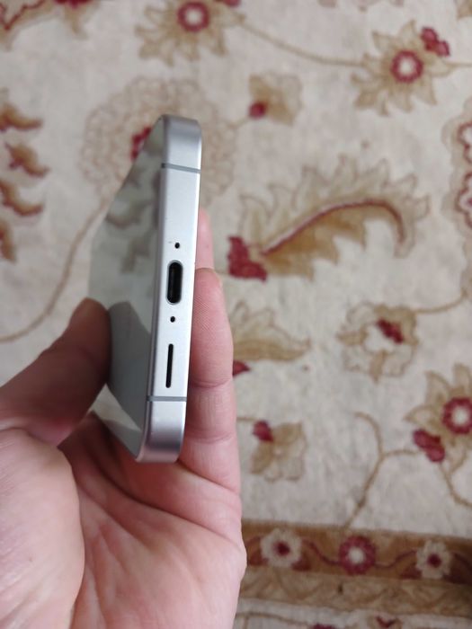 Samsung s24 fe 128 gb