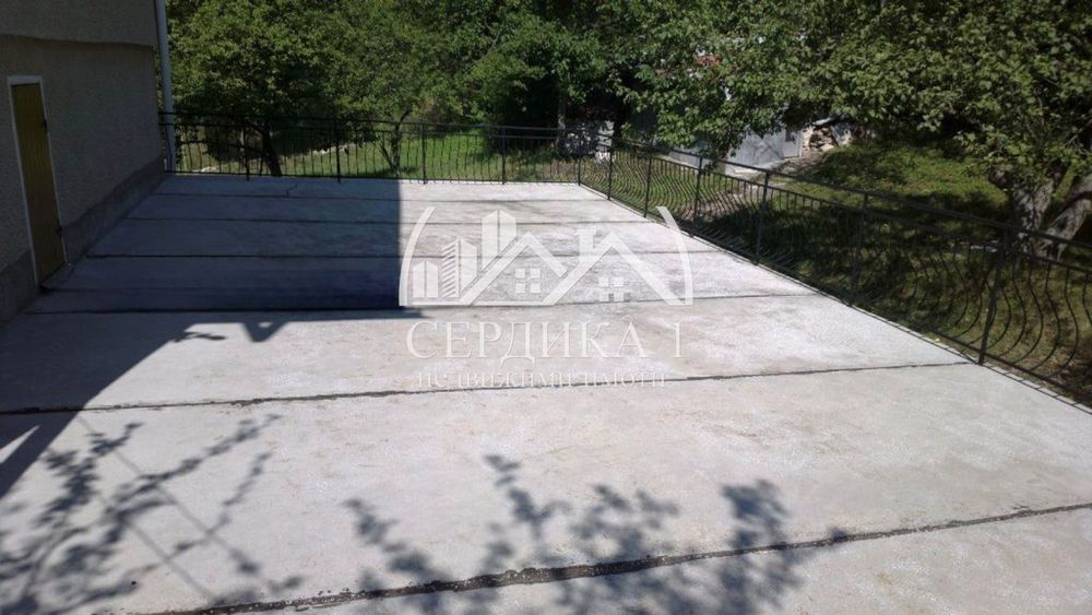 Продава се Къща в с. Лялинци, Област Перник - 300 кв.м за 255 €/кв.м - Снимка #11