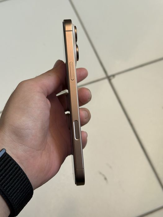 iPhone 16 Pro Max 256 Desert titanium