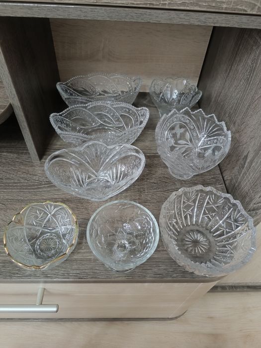 Разные салатницы, конфетницы