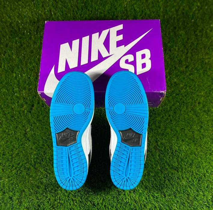Nike SB Dunk Low Laser Blue 43