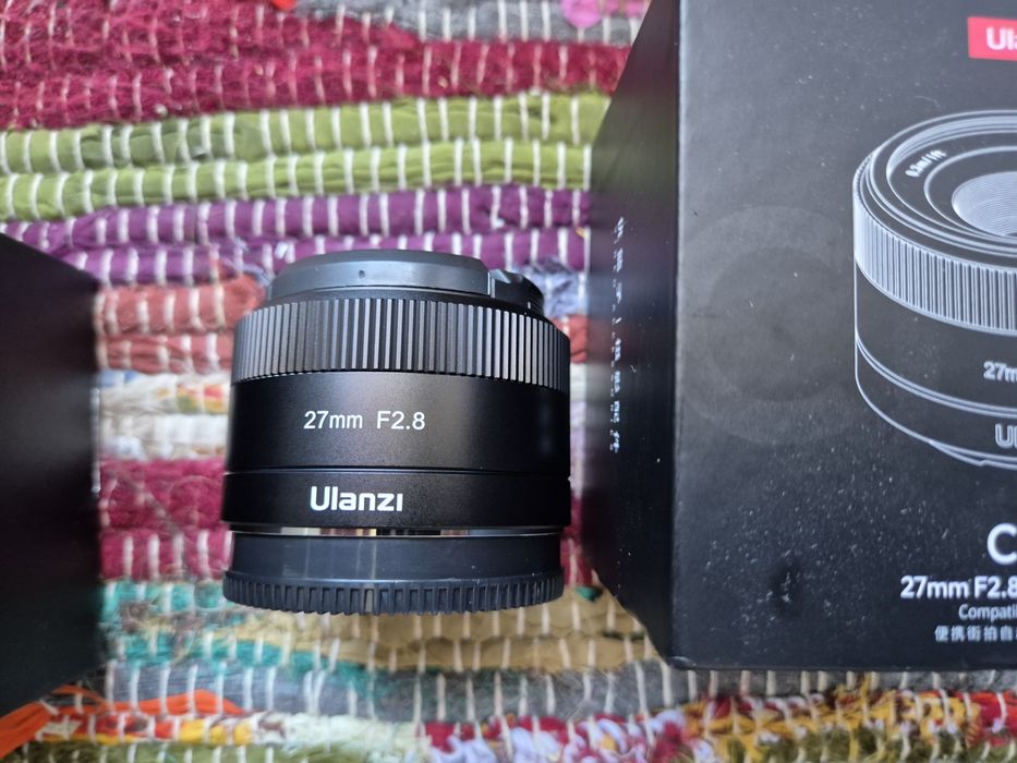 АF обектив Ulanzi F2.8, 27mm за Sony E