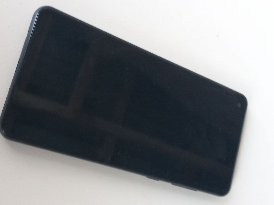 Samsung A21s sotiladi, xotirasi 4/64 GB.