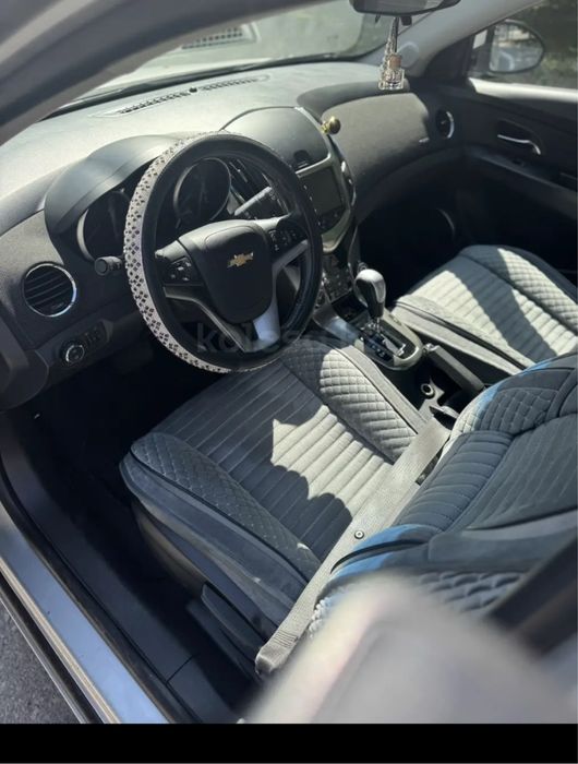 Продам chevrolet cruze