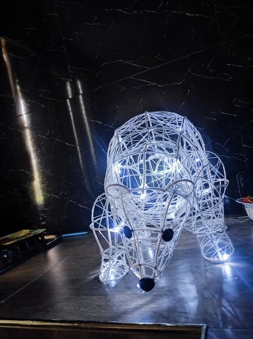 Продам светящегося медведя