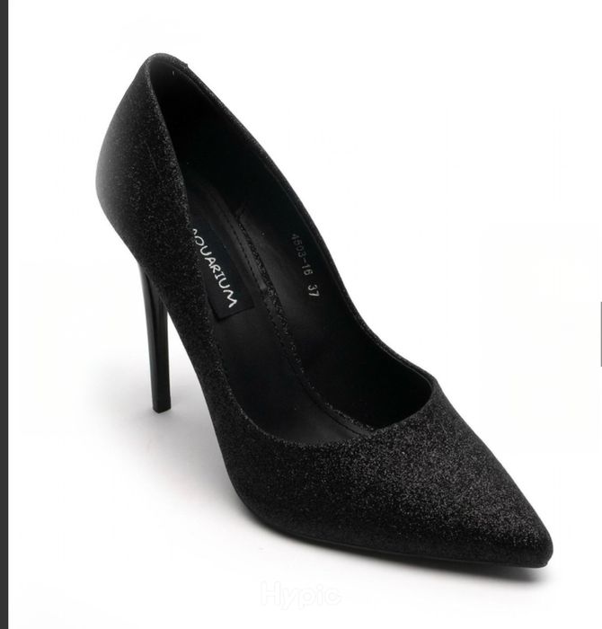 Брокатени черни токчета