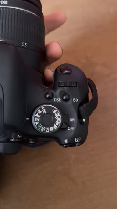 Зеркальная камера canon 600d