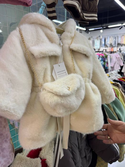 Детская шубка в идеальном состоянии