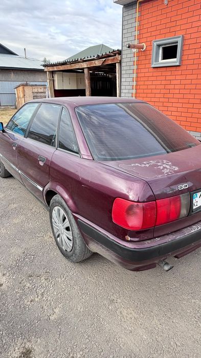 AUDI 80 B4 1993.
