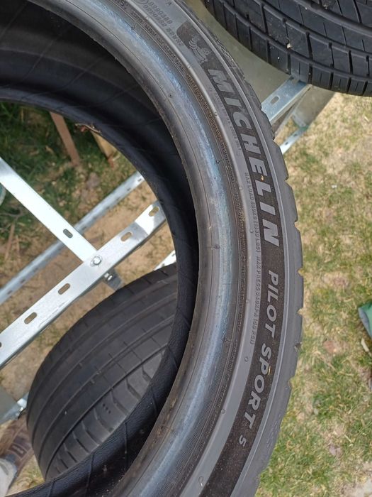 Anvelope sport de vară 4 bucăți