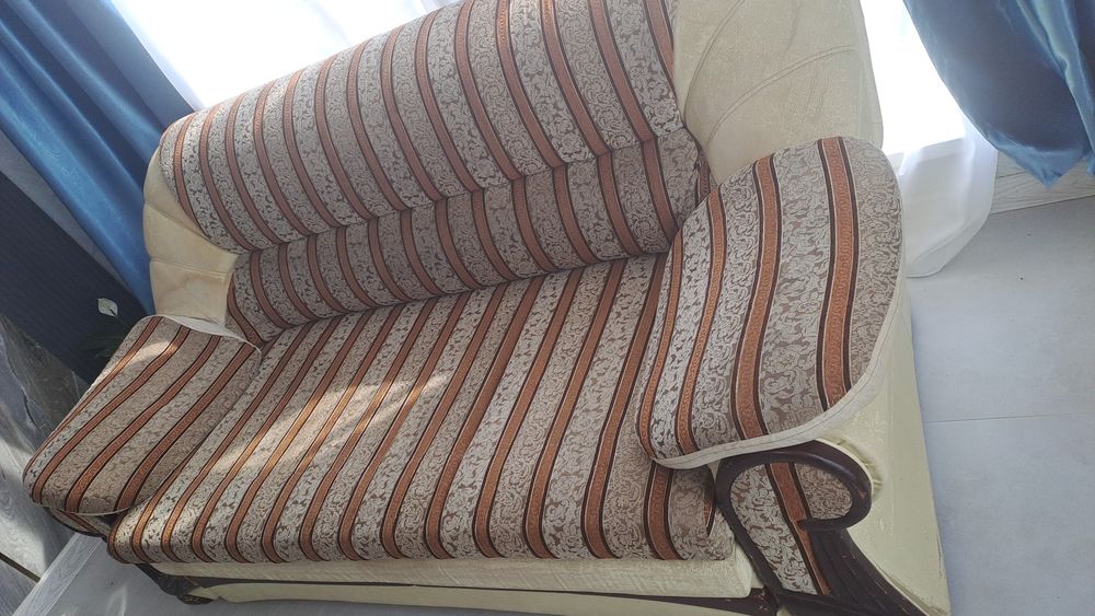 Продам диван б/у