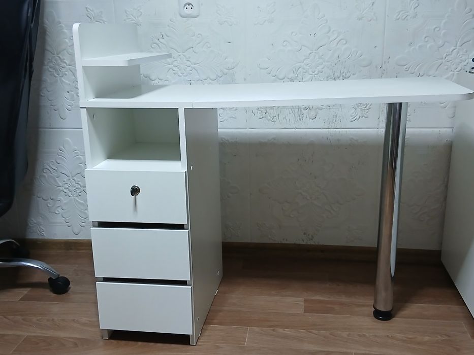 Прода  стол за 20к