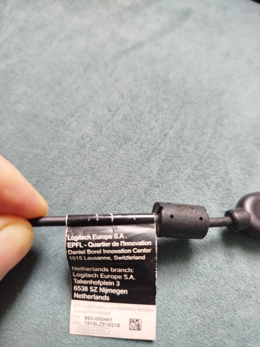 Продам Веб-Камеру Logitech HD Webcam C270