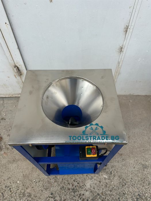 Професионална чугунена месомелачка 32 с двоен ремък,2.2kW електромотор